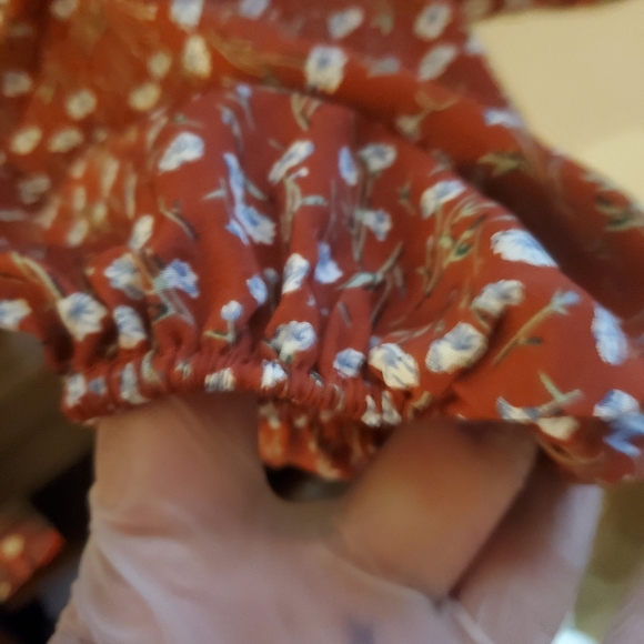 Dash outfitters high quality fall top from sm.-lrg - Picture 4 of 8